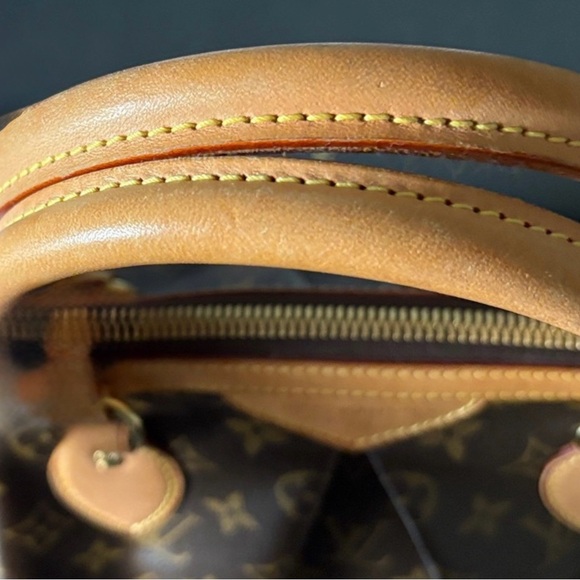 Louis Vuitton Tivoli PM Monogram Canvas Handbag with Natural Leather Trim - Picture 15 of 15